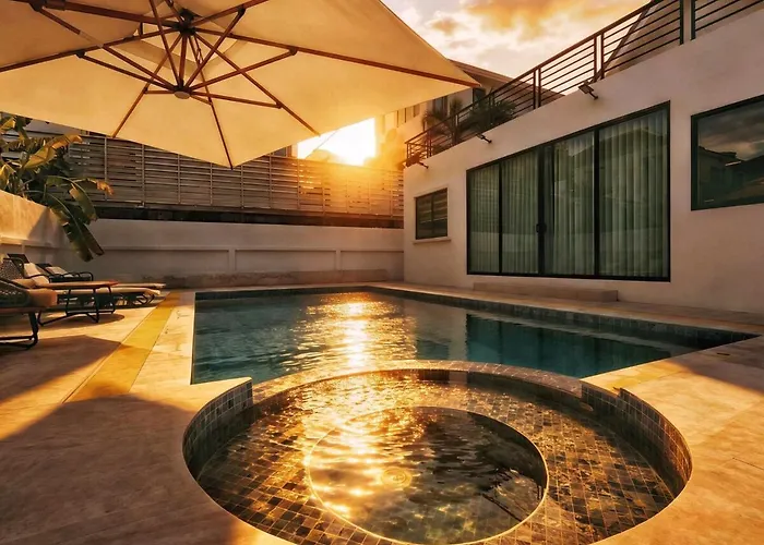 The Serenity Pool Private Pool Luxury Бангкок